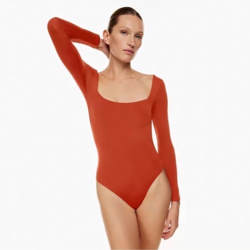 Aritzia Rust Long Sleeve Bodysuit